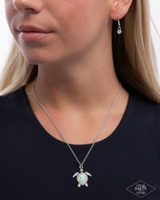 Load image into Gallery viewer, Turtle Tourist - Green Paparazzi Accessories
