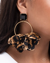 Load image into Gallery viewer, Charming Cheetah - Gold Paparazzi Accessories