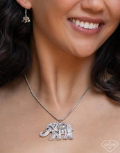 Load image into Gallery viewer, Unforgettable Shimmer multi Elephant Necklace