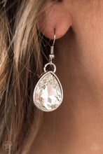 Load image into Gallery viewer, Show-Stopping Shimmer - White - VJ Bedazzled Jewelry