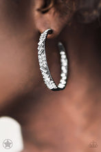 Load image into Gallery viewer, Paparazzi Accessories - GLITZY By Association - Black/White Rhinestone - VJ Bedazzled Jewelry