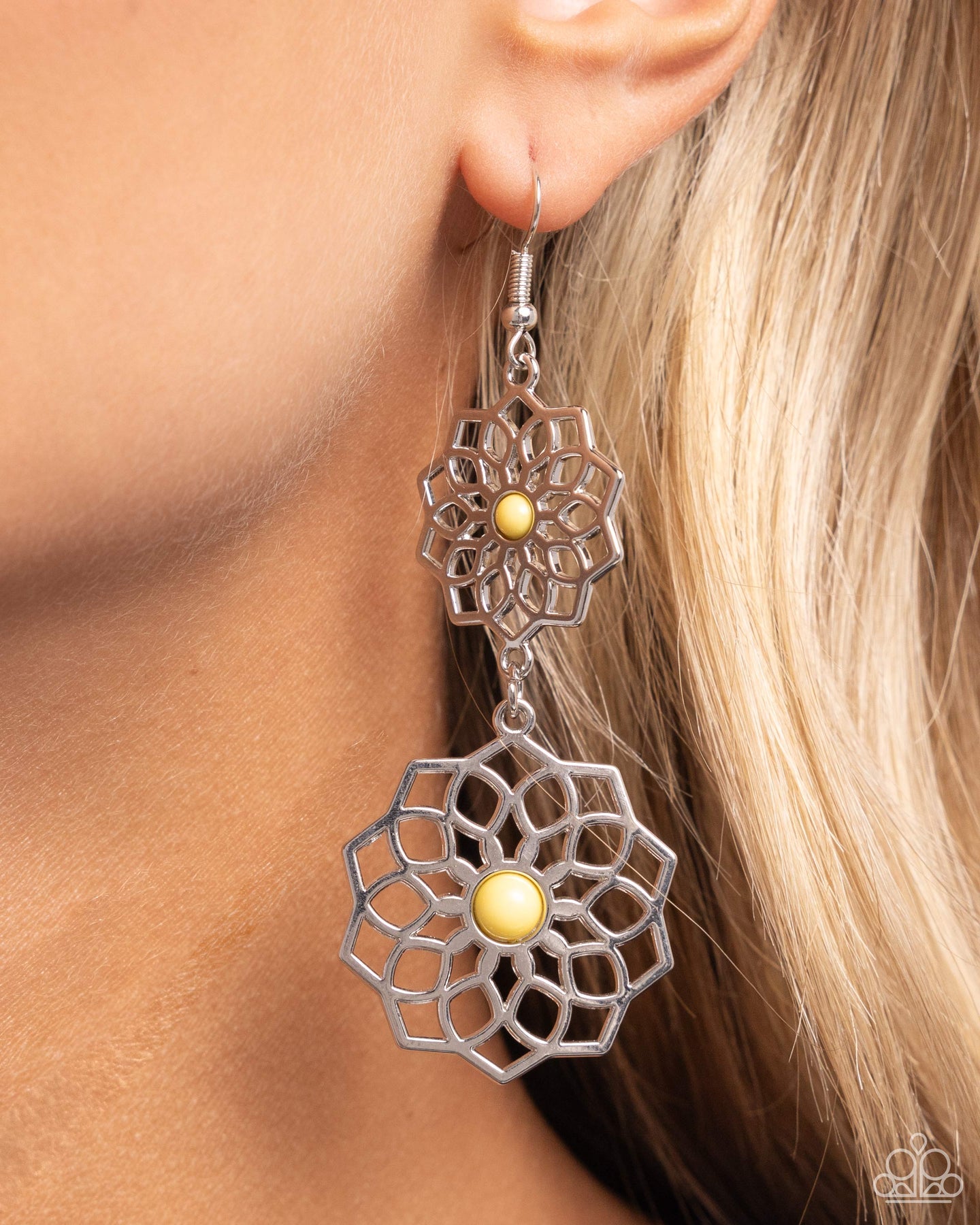 Posh Posy - Yellow Paparazzi Accessories