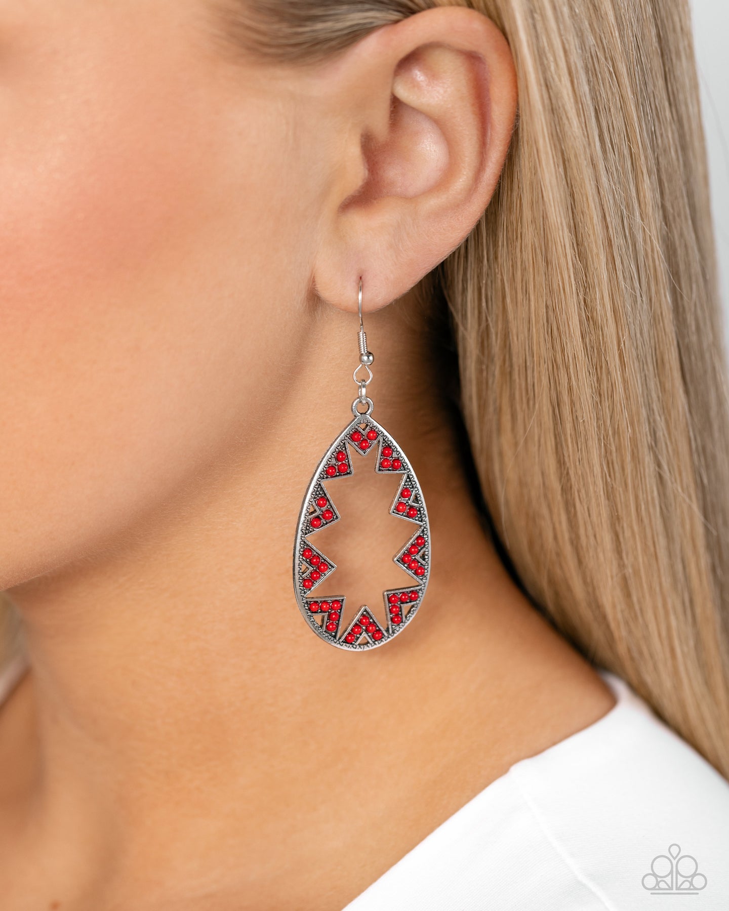 Wildly Wonderous - Red Paparazzi Accessories