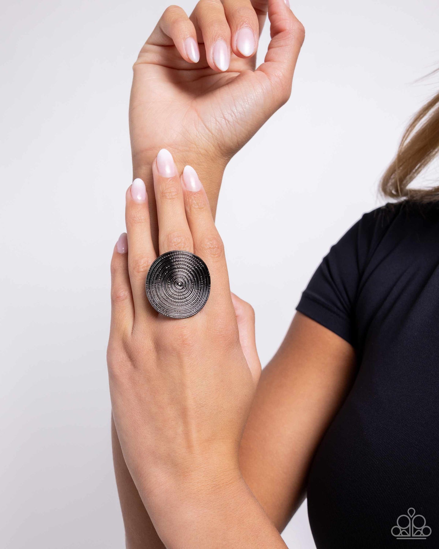 Dizzying Delight - Black Paparazzi Accessories