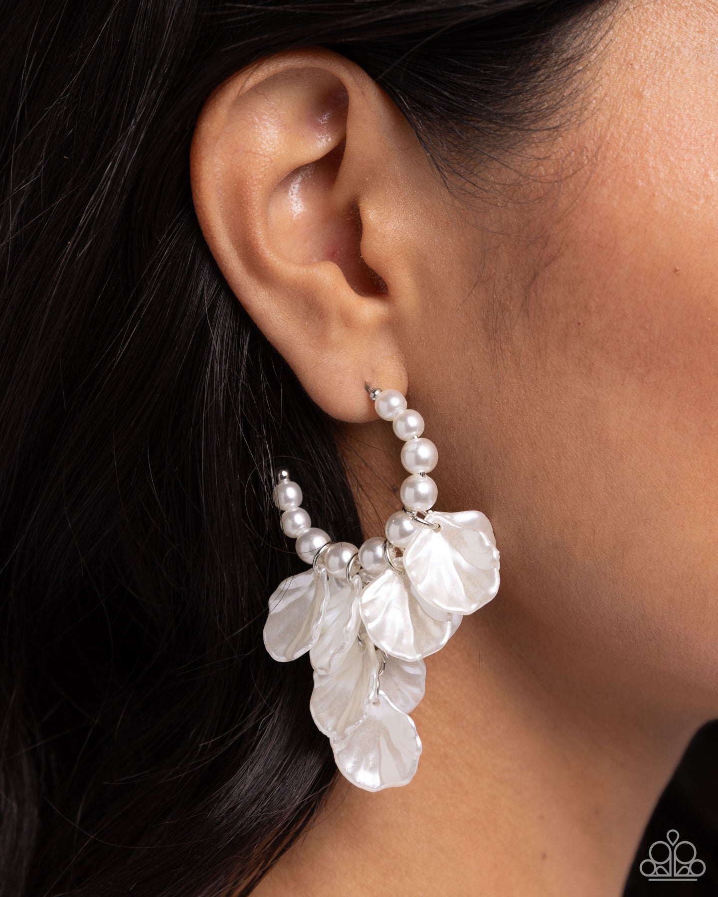 Frilly Feature - White Paparazzi Accessories