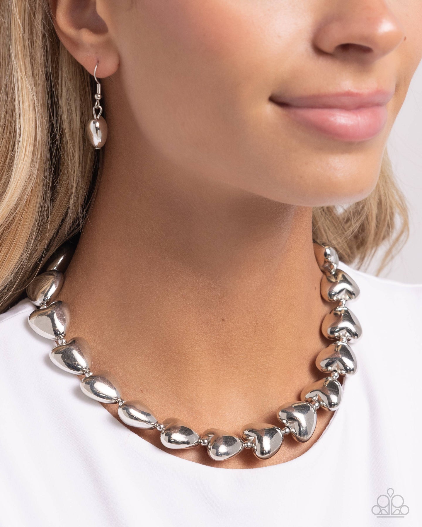 Hello Heartstrings - Silver Paparazzi Accessories