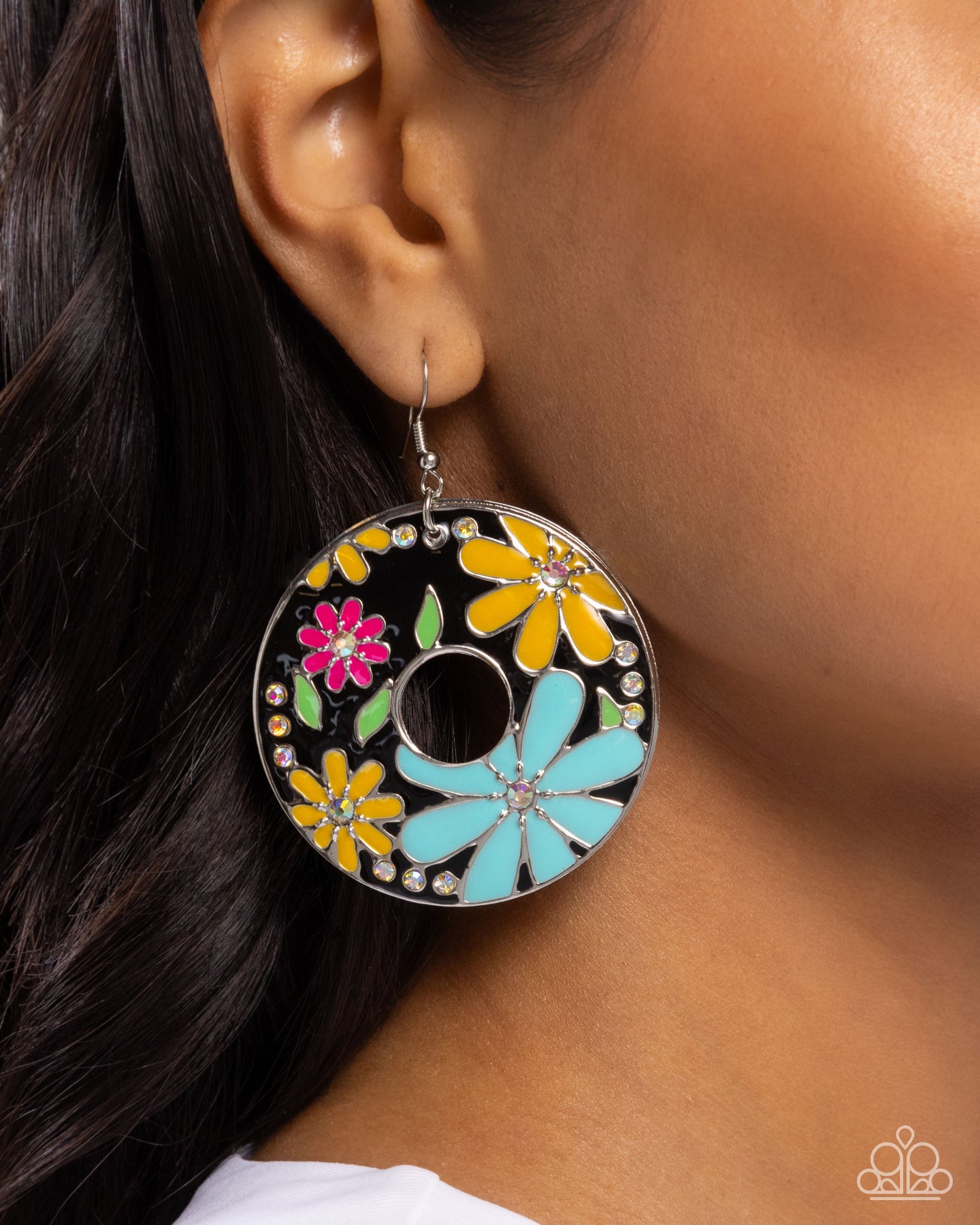 Embroidered Elegance - Black Paparazzi Accessories