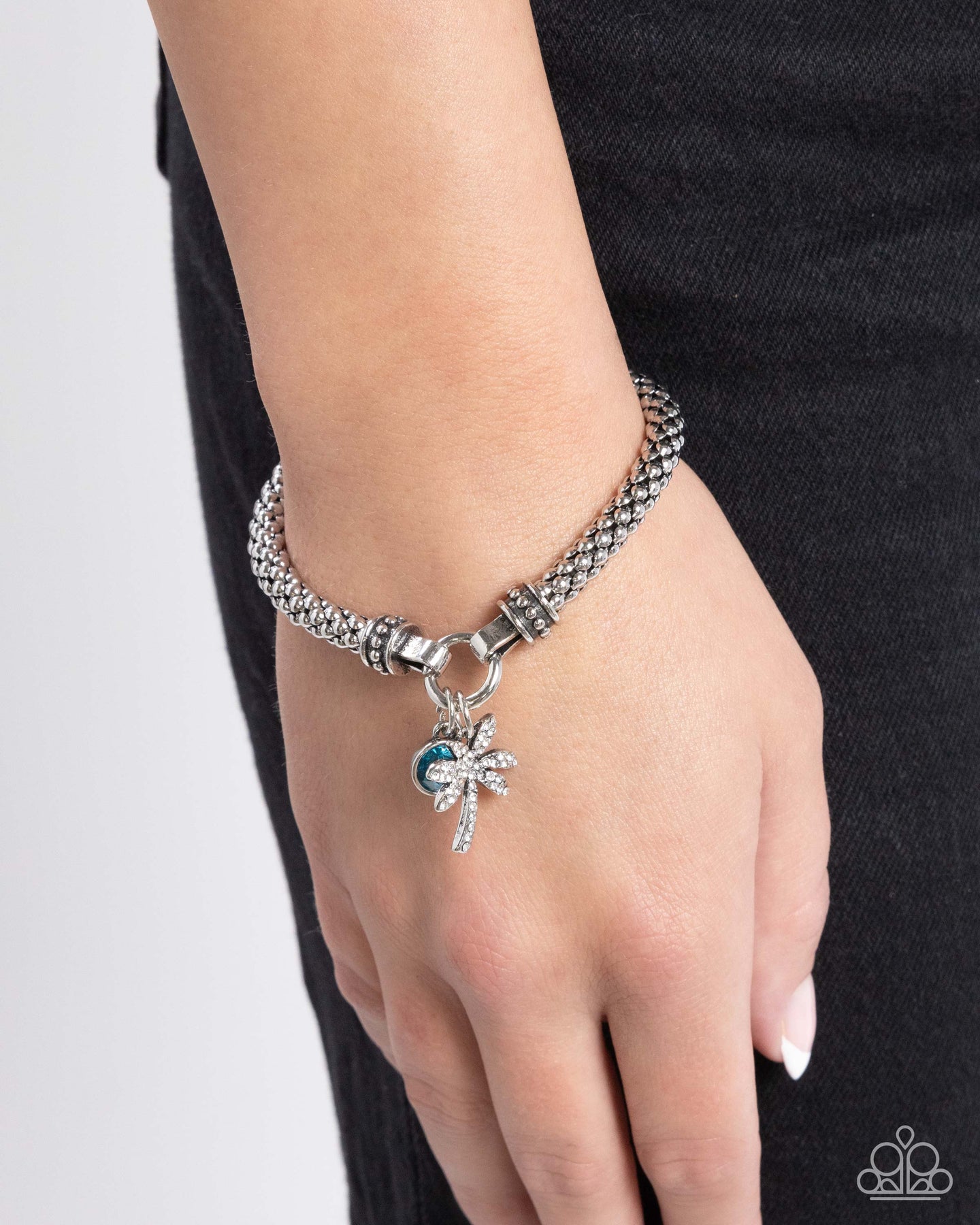 Palm Beach Bling - Blue Paparazzi Accessories