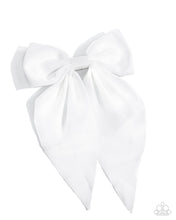 Load image into Gallery viewer, Perfect Poise - White Paparazzi Accessoreis
