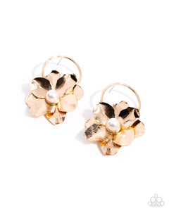Backyard Bling - Gold Paparazzi Accessories