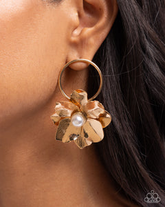 Backyard Bling - Gold Paparazzi Accessories