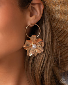 Backyard Bling - Gold Paparazzi Accessories