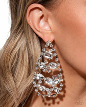 Load image into Gallery viewer, Giant Glitter - White Paparazzi Accessores
