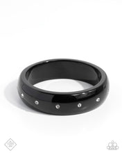 Load image into Gallery viewer, Cheeky Chic - Black Paparazzi Accessories
