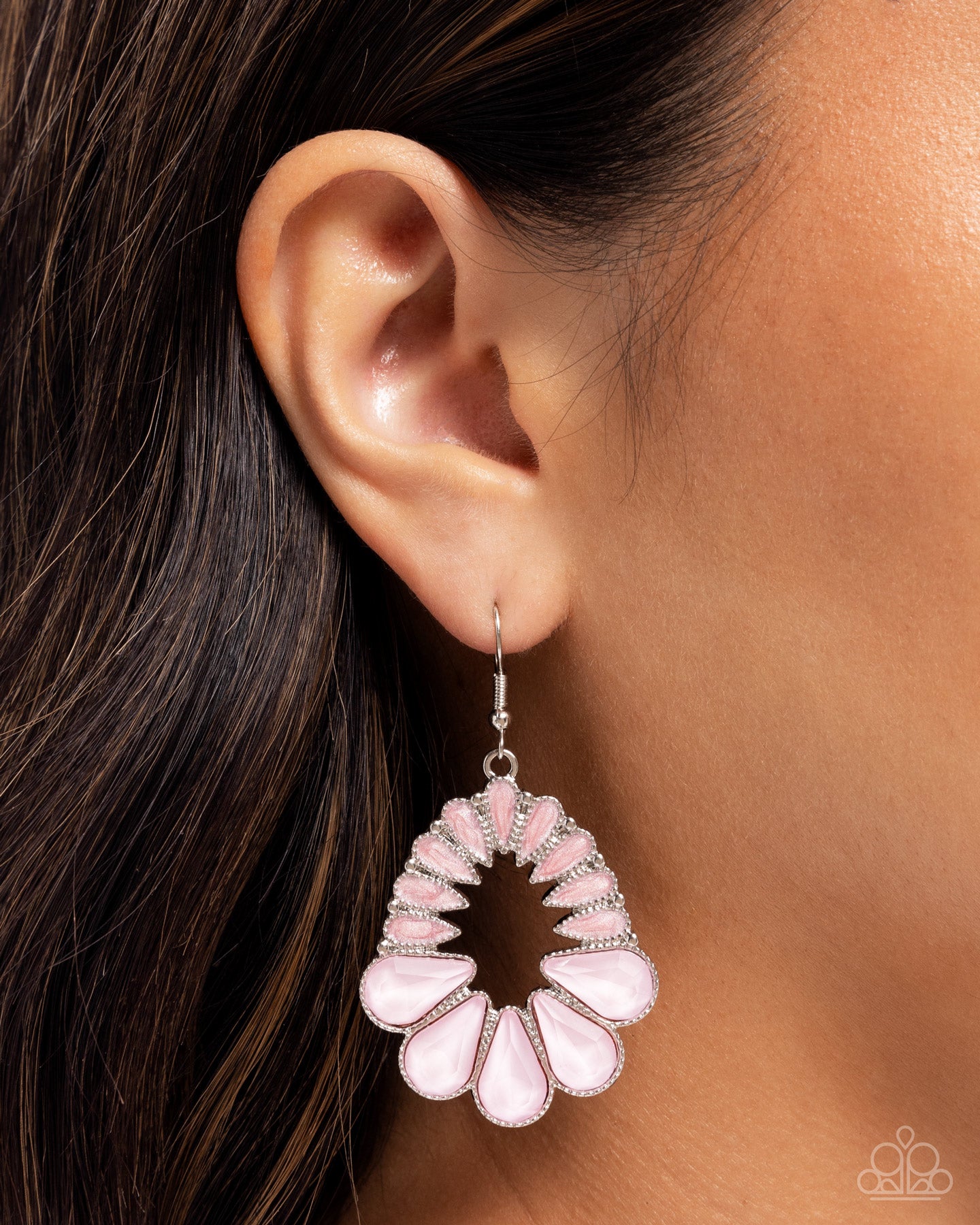Mesmerizing Moment - Pink Paparazzi Accessories