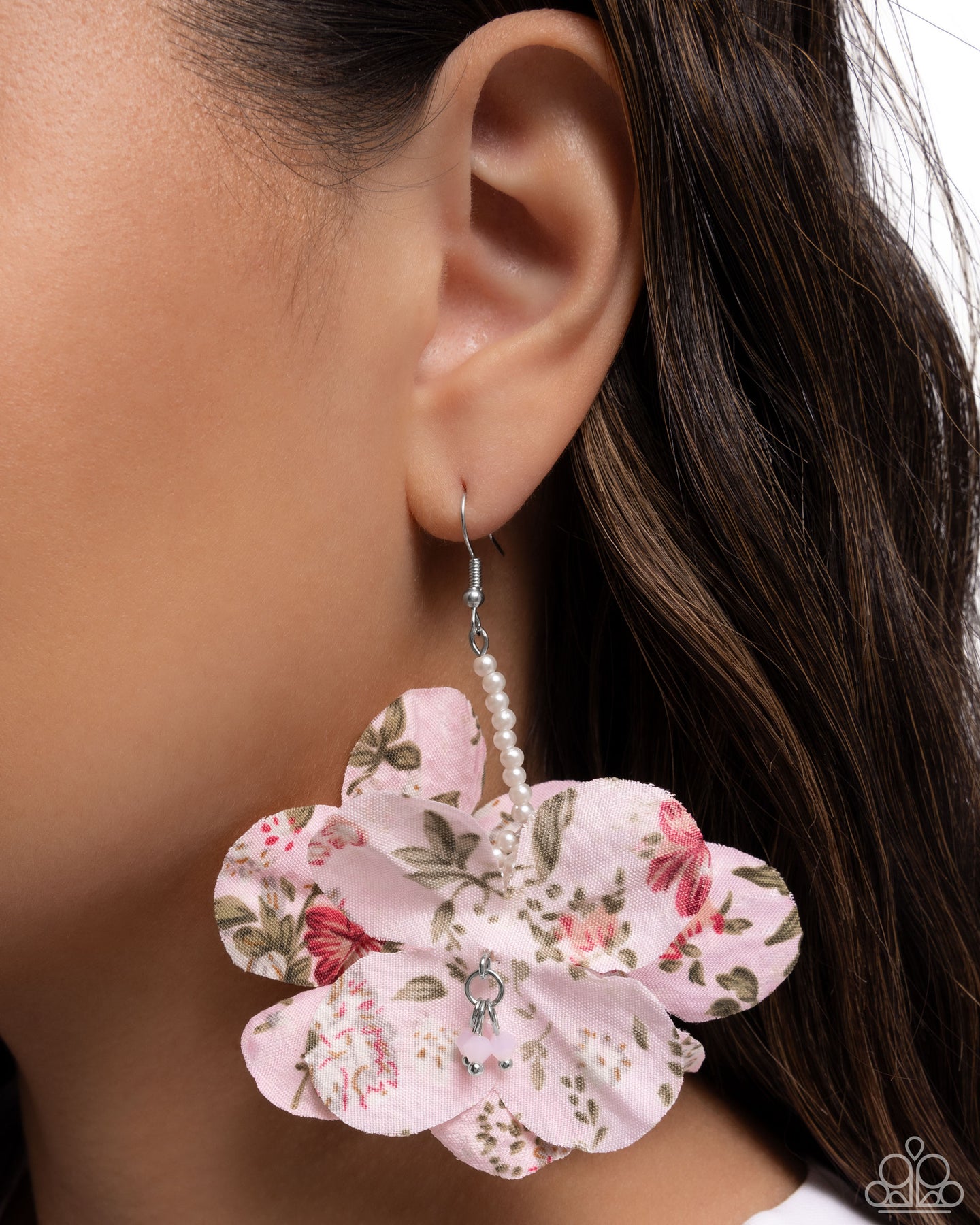 Flourishing Fantasia - Pink Paparazzi Accessories