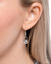 Load image into Gallery viewer, Bandana Balance - Black Paparazzi Accessories
