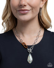 Load image into Gallery viewer, Spellbound Swirl - Multi Paparazzi Accessories
