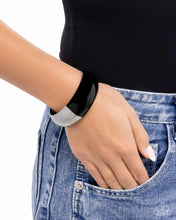 Load image into Gallery viewer, Painted Paramount - Black Paparazzi Accessories
