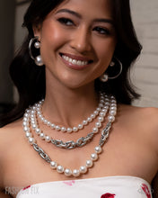 Load image into Gallery viewer, Profuse Poise - White Paparazzi Accessories
