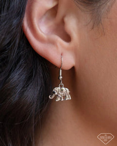 Unforgettable Shimmer multi Elephant Necklace