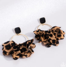 Load image into Gallery viewer, Charming Chitah gold Paparazzi Accessories
