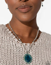 Load image into Gallery viewer, Manufactured Majesty Blue Paparazzi Accessories
