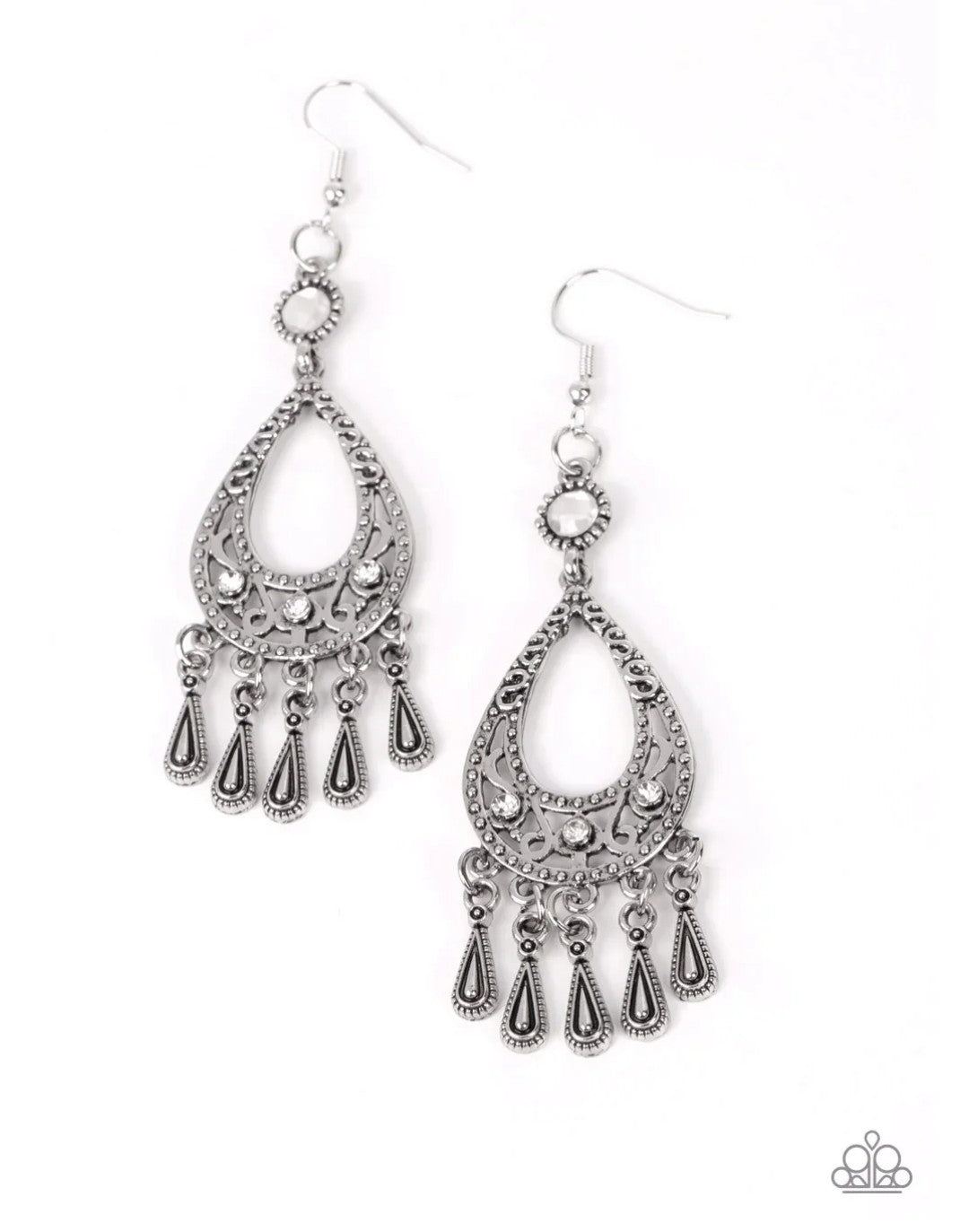 Viva La Diva White Paparazzi Accessories