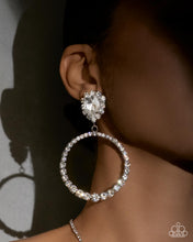 Load image into Gallery viewer, Palatial Polish - White Paparazzi Accessories
