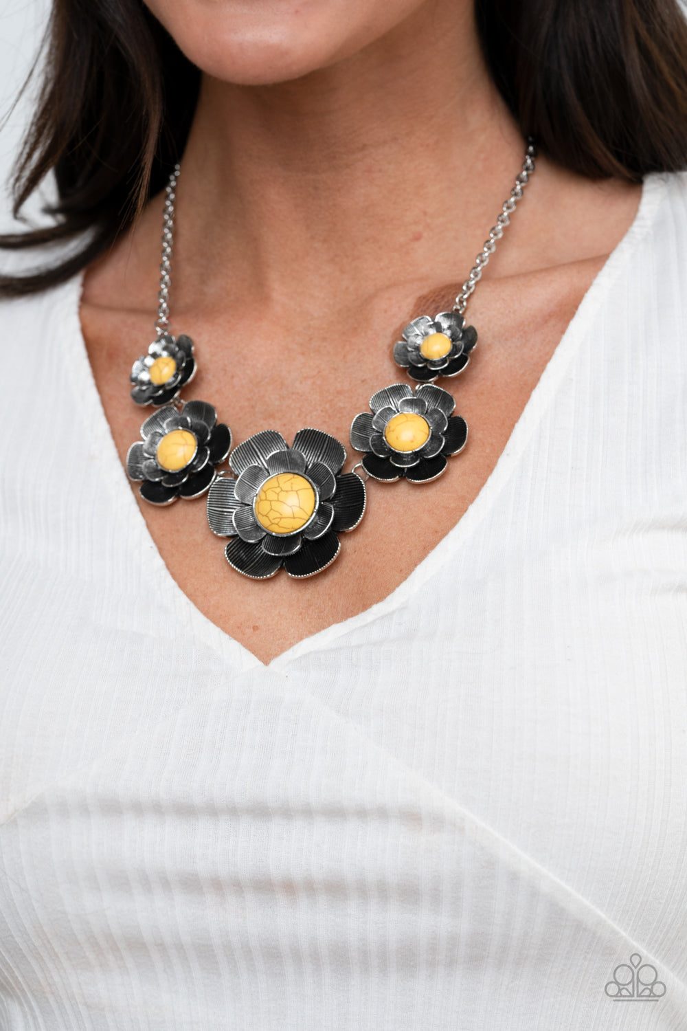 Bountiful Badlands - Yellow - VJ Bedazzled Jewelry