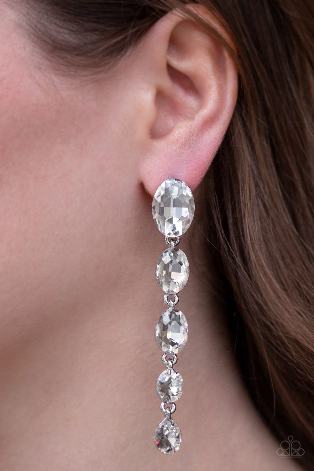 Red Carpet Radiance - White - VJ Bedazzled Jewelry