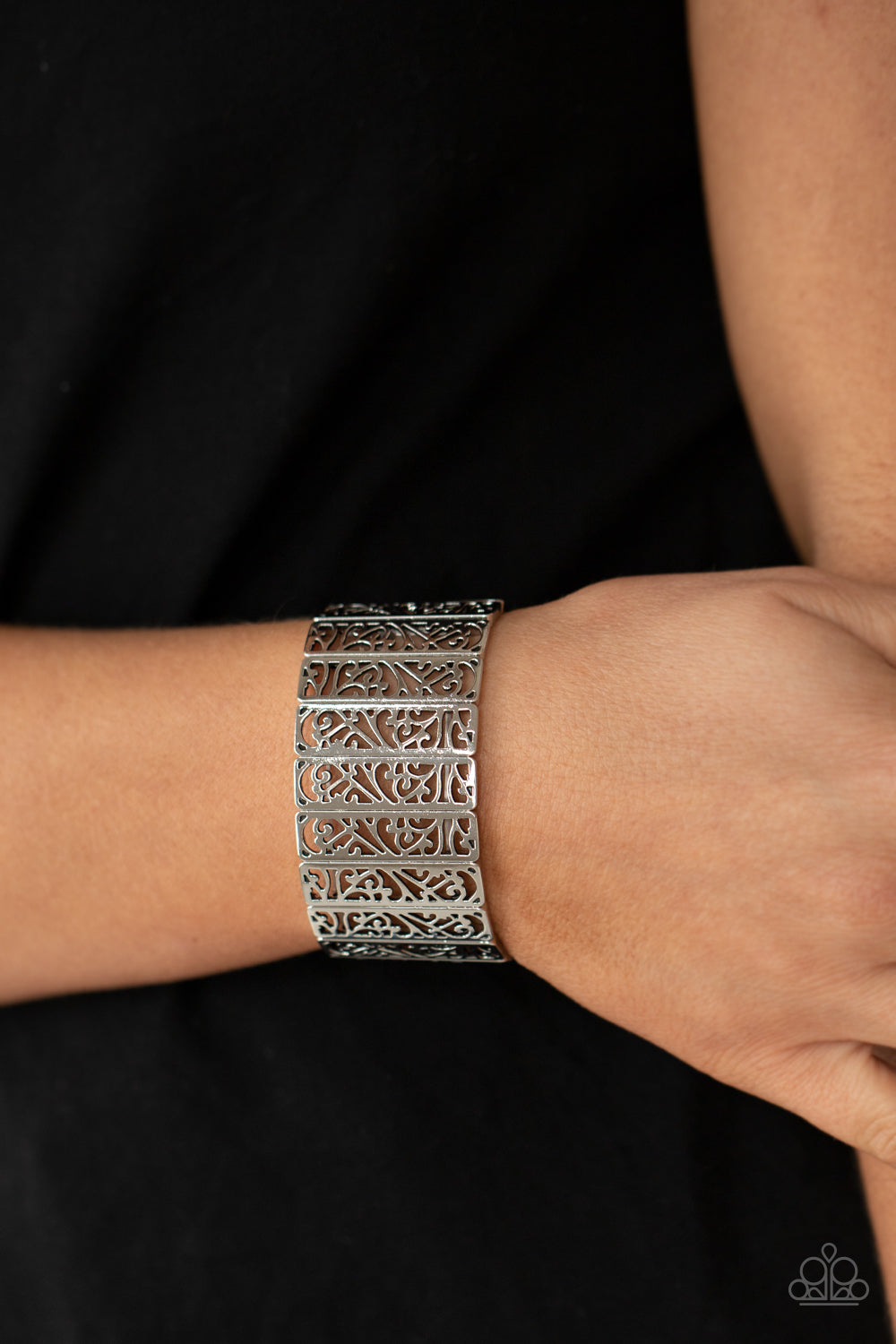 Ornate Orchards - Silver - VJ Bedazzled Jewelry