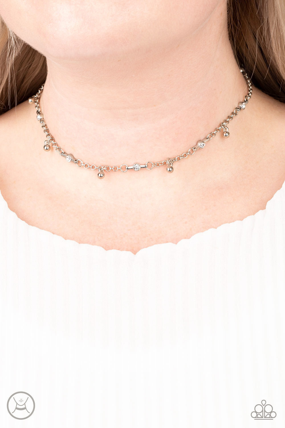 What A Stunner - White - VJ Bedazzled Jewelry