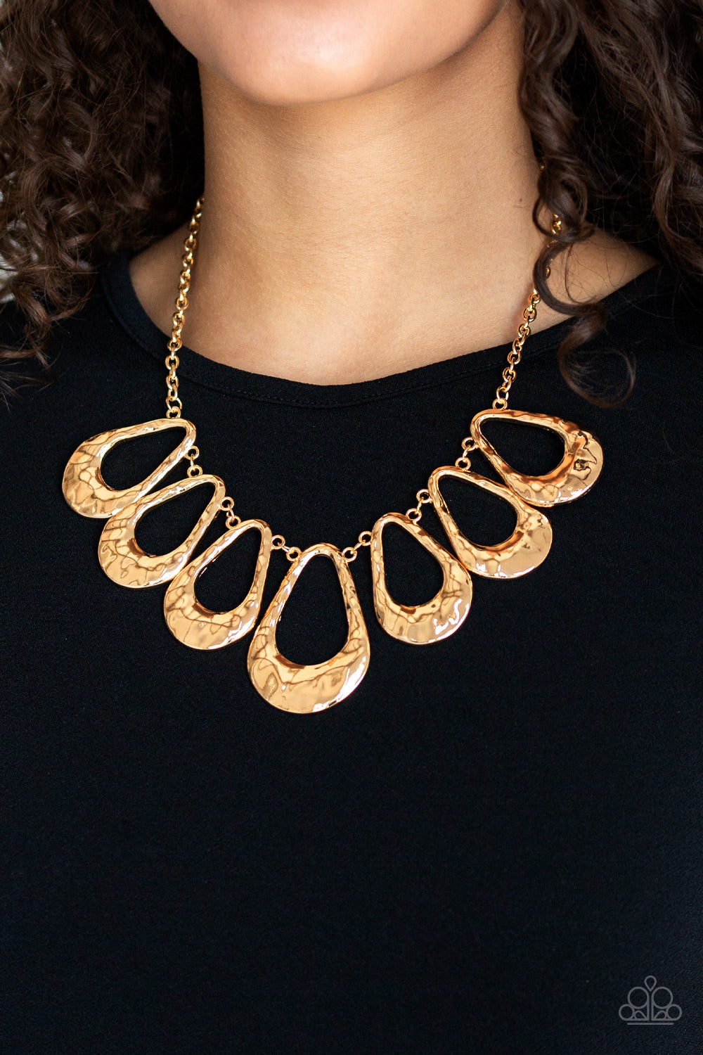Teardrop Envy - Gold - VJ Bedazzled Jewelry