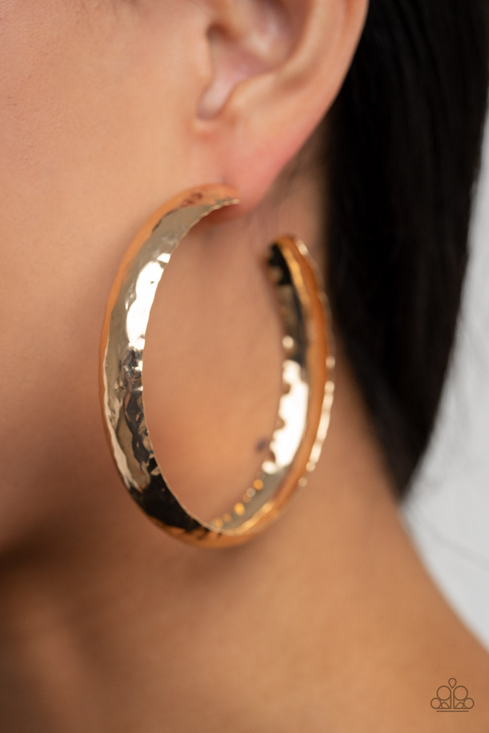 Check Out These Curves - Gold - VJ Bedazzled Jewelry