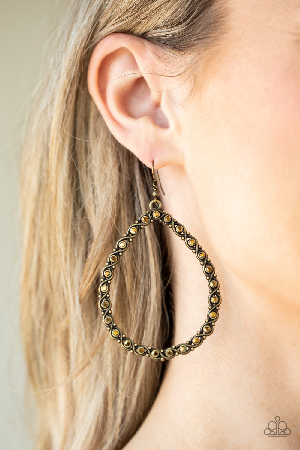 Galaxy garden brass - VJ Bedazzled Jewelry