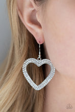 Load image into Gallery viewer, Glisten to your heart silver - VJ Bedazzled Jewelry
