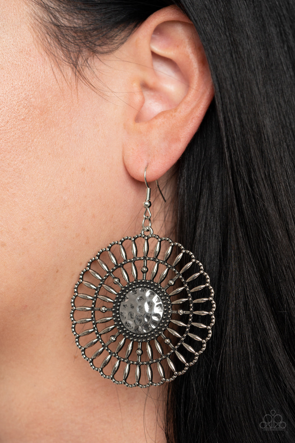 Rustic Groves - Silver - VJ Bedazzled Jewelry
