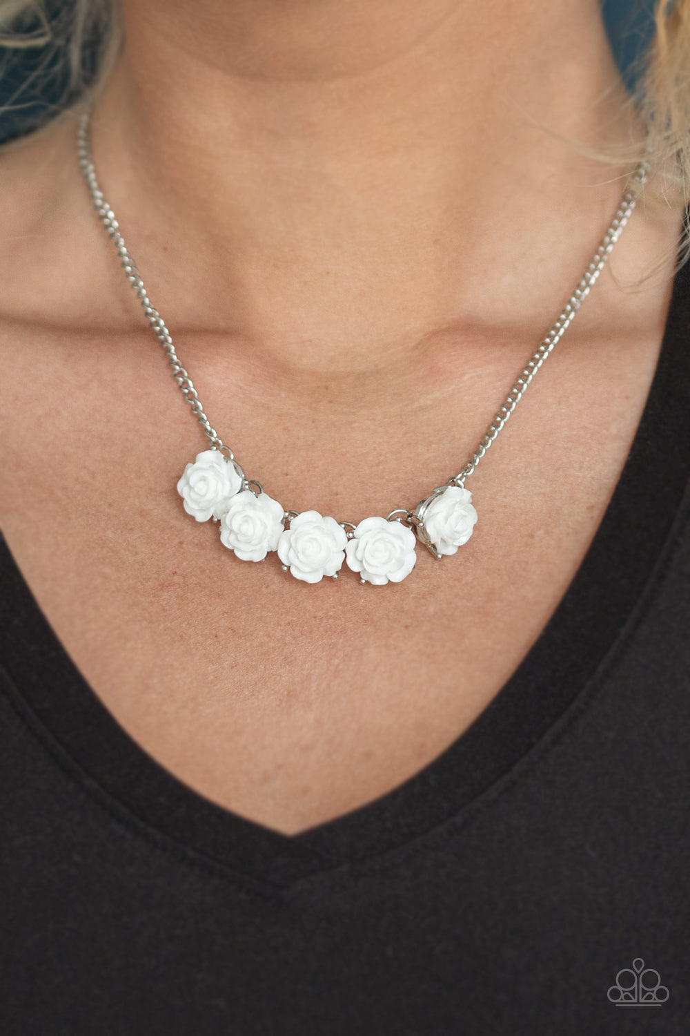 Garden Party Posh - White - VJ Bedazzled Jewelry