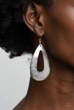 Load image into Gallery viewer, Hand It OVAL! - Silver - VJ Bedazzled Jewelry
