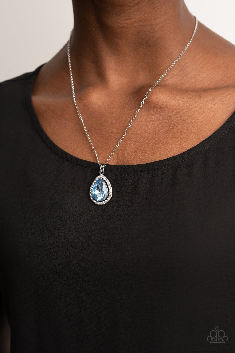 Duchess Decorum - Blue - VJ Bedazzled Jewelry