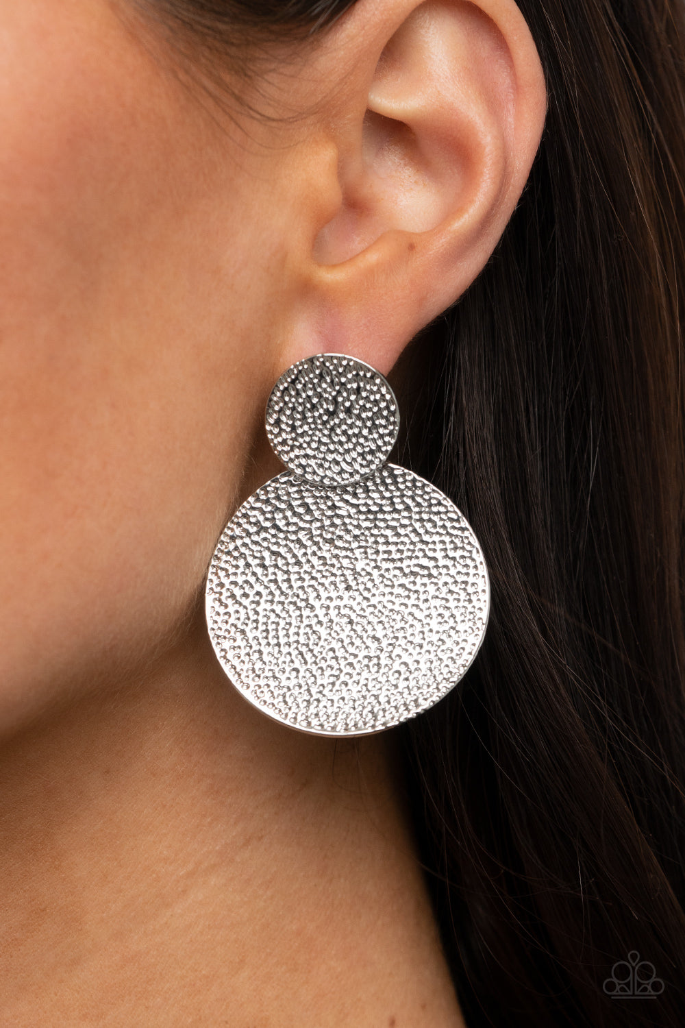 Refined Relic - Silver - VJ Bedazzled Jewelry