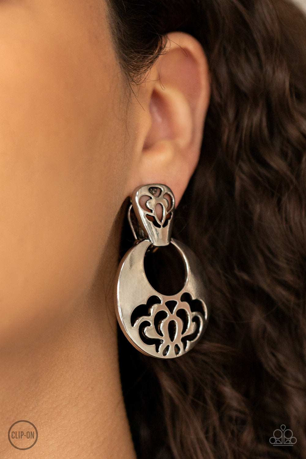Industrial Eden - Silver - VJ Bedazzled Jewelry