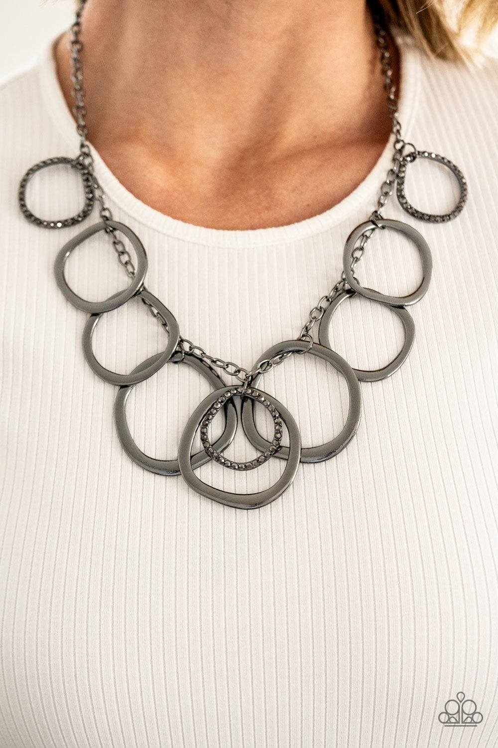 Dizzy With Desire - Black - VJ Bedazzled Jewelry