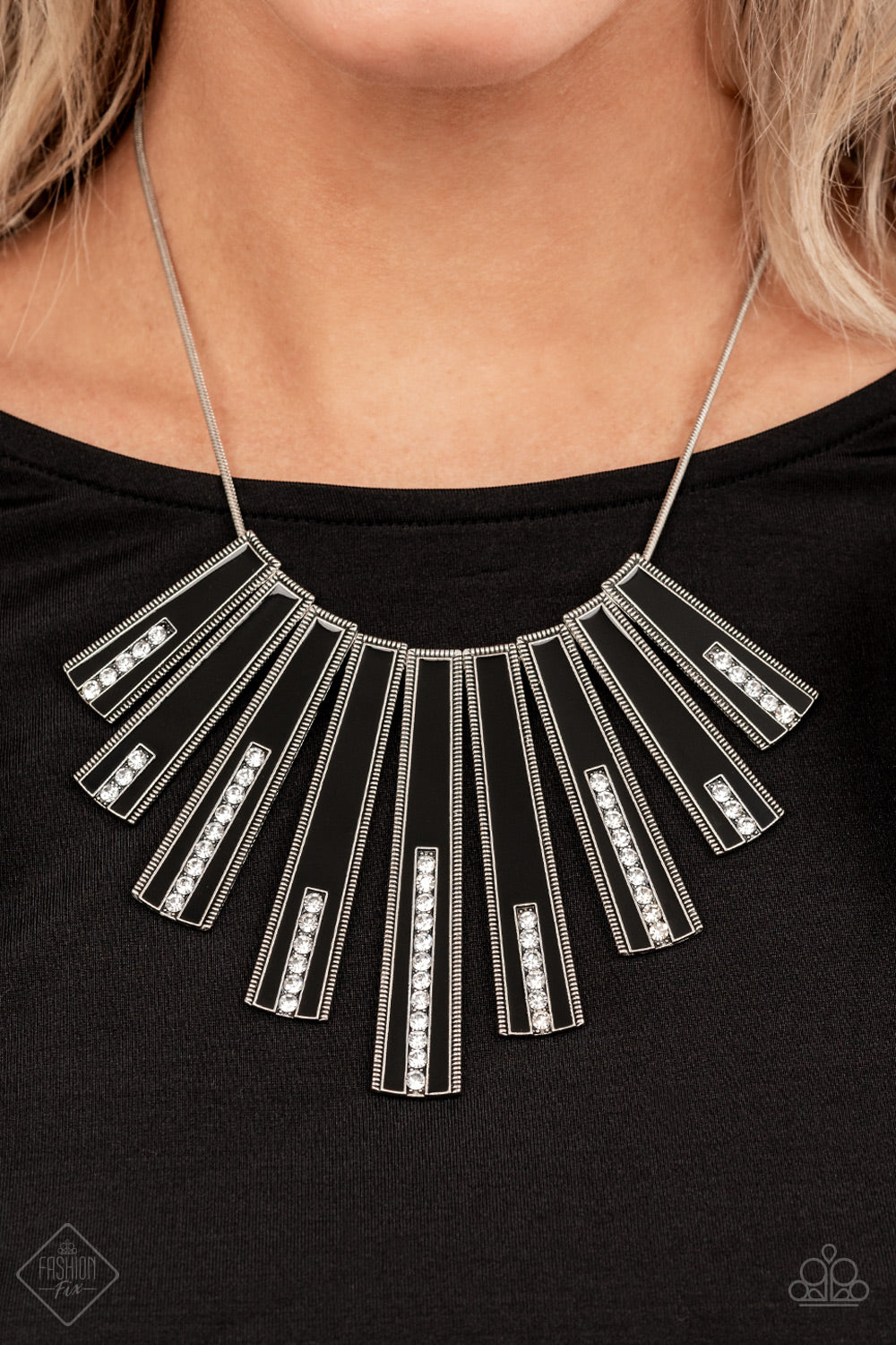 FAN-tastically Deco - Black - VJ Bedazzled Jewelry