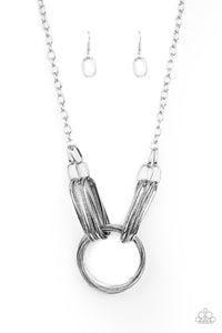 Lip Sync Links - Silver - VJ Bedazzled Jewelry