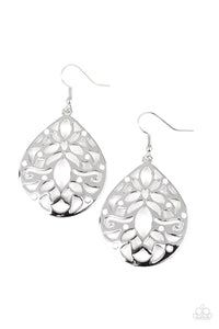 Casually Coachella - White - VJ Bedazzled Jewelry