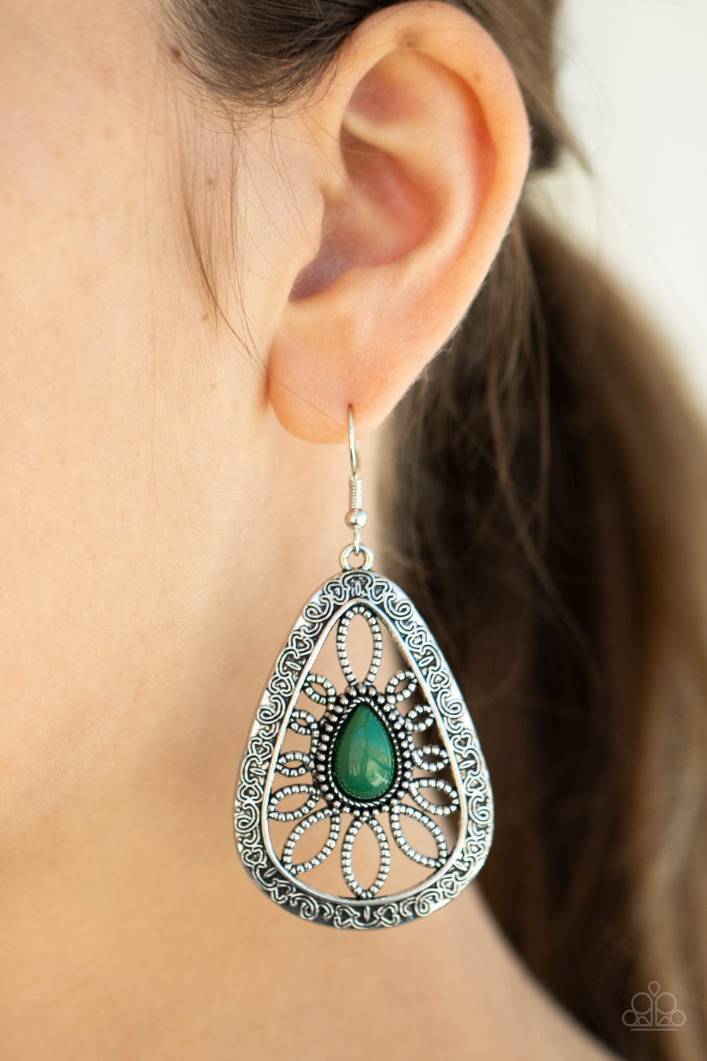Floral frio Green - VJ Bedazzled Jewelry
