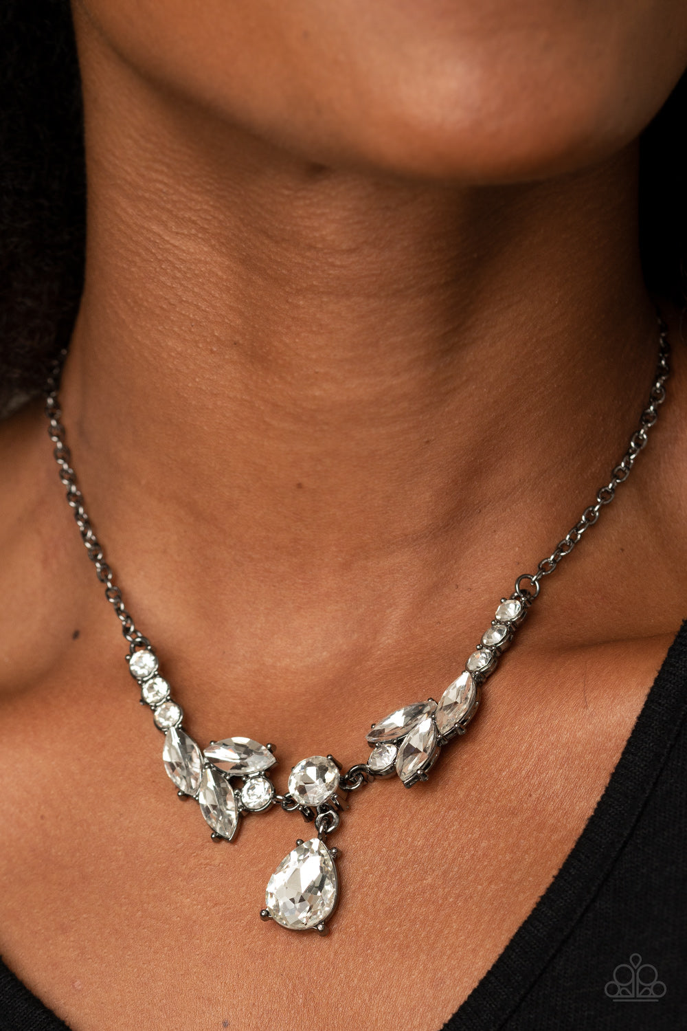 Unrivaled Sparkle - Black - VJ Bedazzled Jewelry