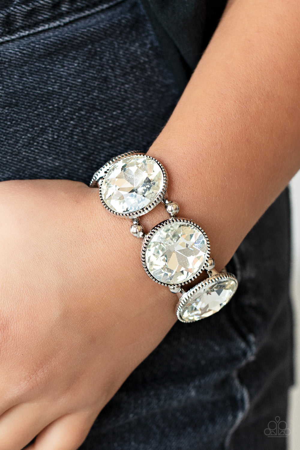 Powerhouse Hustle - White - VJ Bedazzled Jewelry